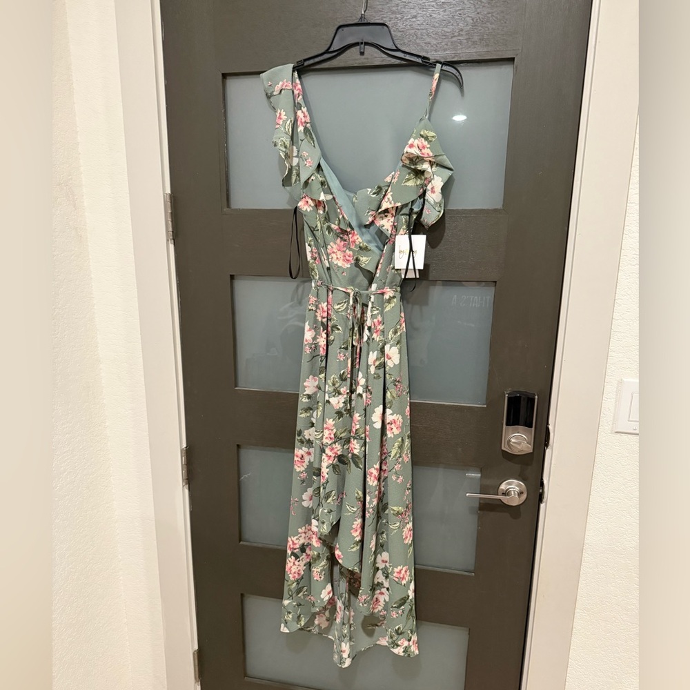 Women’s green flower dress